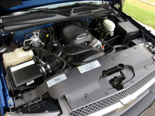 2004 Chevrolet Silverado 1500 Classic  - 22946779 - 27