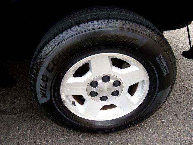 2004 Chevrolet Silverado 1500 Classic  - 22946779 - 30