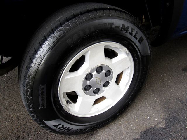 2004 Chevrolet Silverado 1500 Classic  - 22946779 - 31