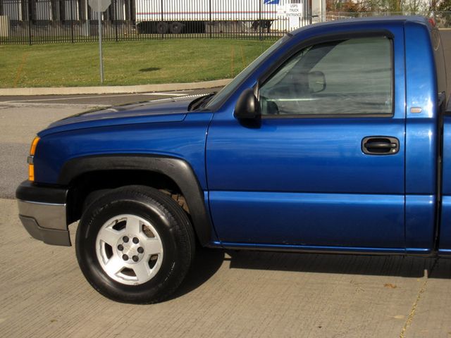 2004 Chevrolet Silverado 1500 Classic  - 22946779 - 6