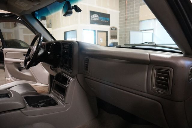 2004 Chevrolet Silverado 1500 Ext Cab 143.5" WB 4WD LT - 22976172 - 8