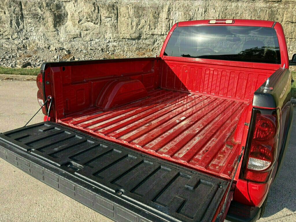 2004 Chevrolet Silverado 1500 Reg Cab 133.0" WB 4WD Z71 - 23084879 - 61