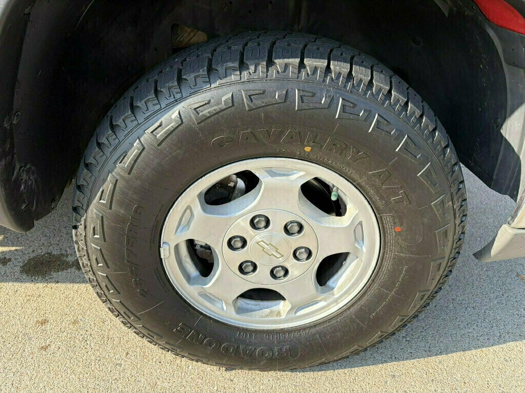 2004 Chevrolet Silverado 1500 Reg Cab 133.0" WB 4WD Z71 - 23084879 - 79
