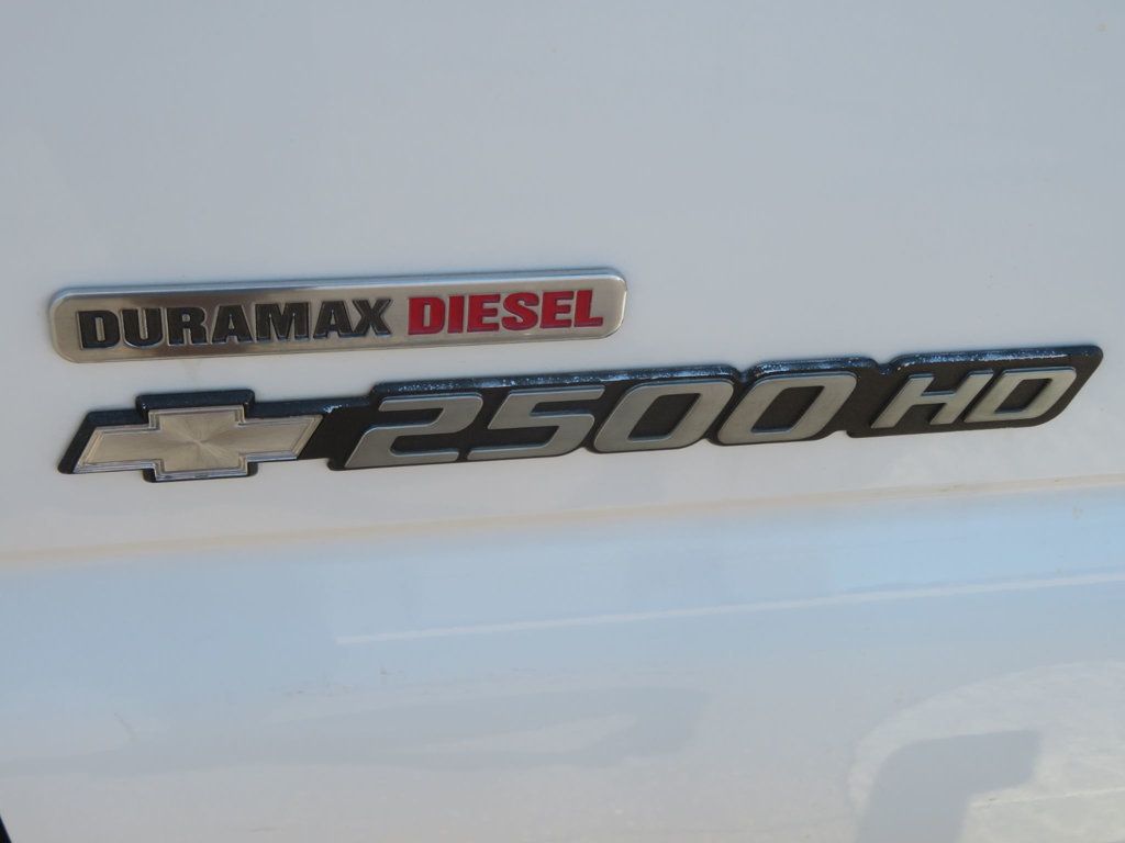 2004 Chevrolet Silverado 2500HD 3OWNER EXTRA CLEAN DURAMAX DIESEL 4X4 CREWCAB INJECTORS DONE  - 23059854 - 12