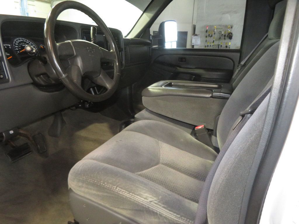 2004 Chevrolet Silverado 2500HD 3OWNER EXTRA CLEAN DURAMAX DIESEL 4X4 CREWCAB INJECTORS DONE  - 23059854 - 17