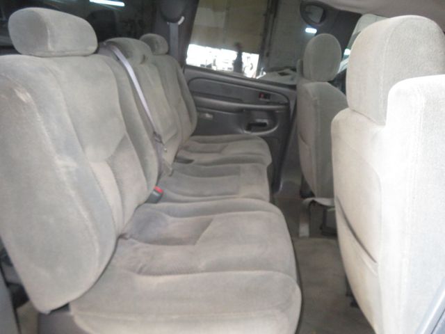 2004 Chevrolet Silverado 2500HD 3OWNER EXTRA CLEAN DURAMAX DIESEL 4X4 CREWCAB INJECTORS DONE  - 23059854 - 28