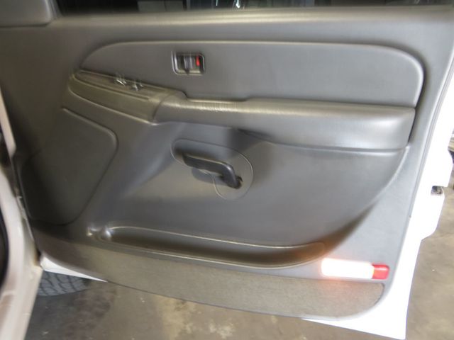 2004 Chevrolet Silverado 2500HD 3OWNER EXTRA CLEAN DURAMAX DIESEL 4X4 CREWCAB INJECTORS DONE  - 23059854 - 30