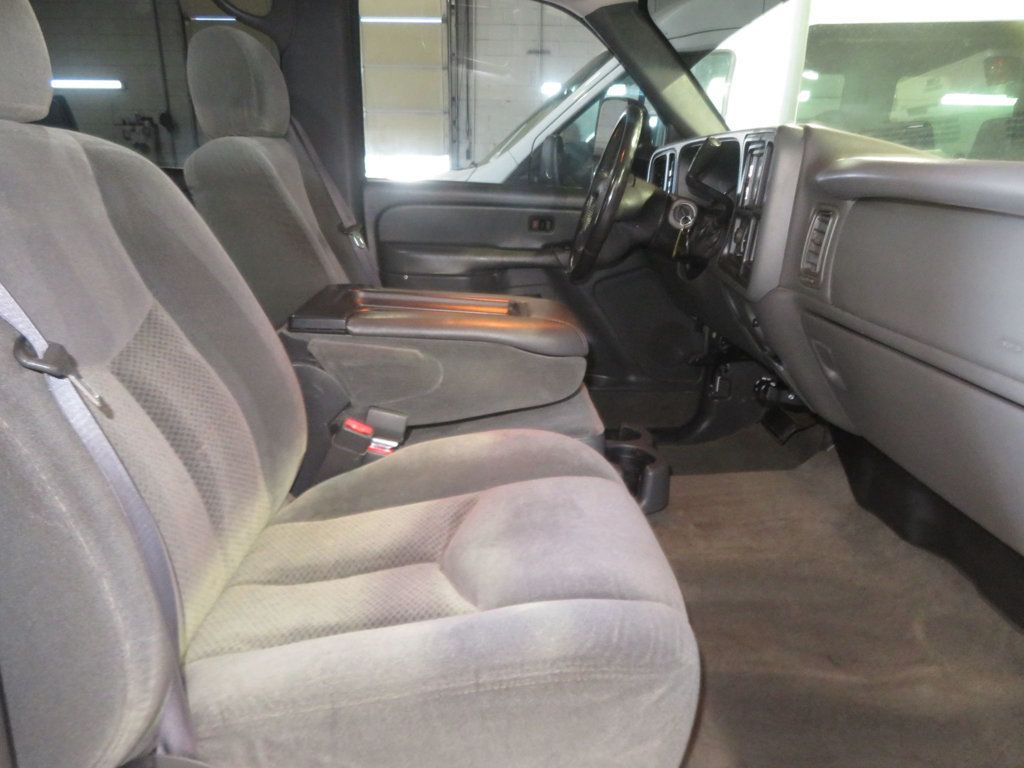 2004 Chevrolet Silverado 2500HD 3OWNER EXTRA CLEAN DURAMAX DIESEL 4X4 CREWCAB INJECTORS DONE  - 23059854 - 31
