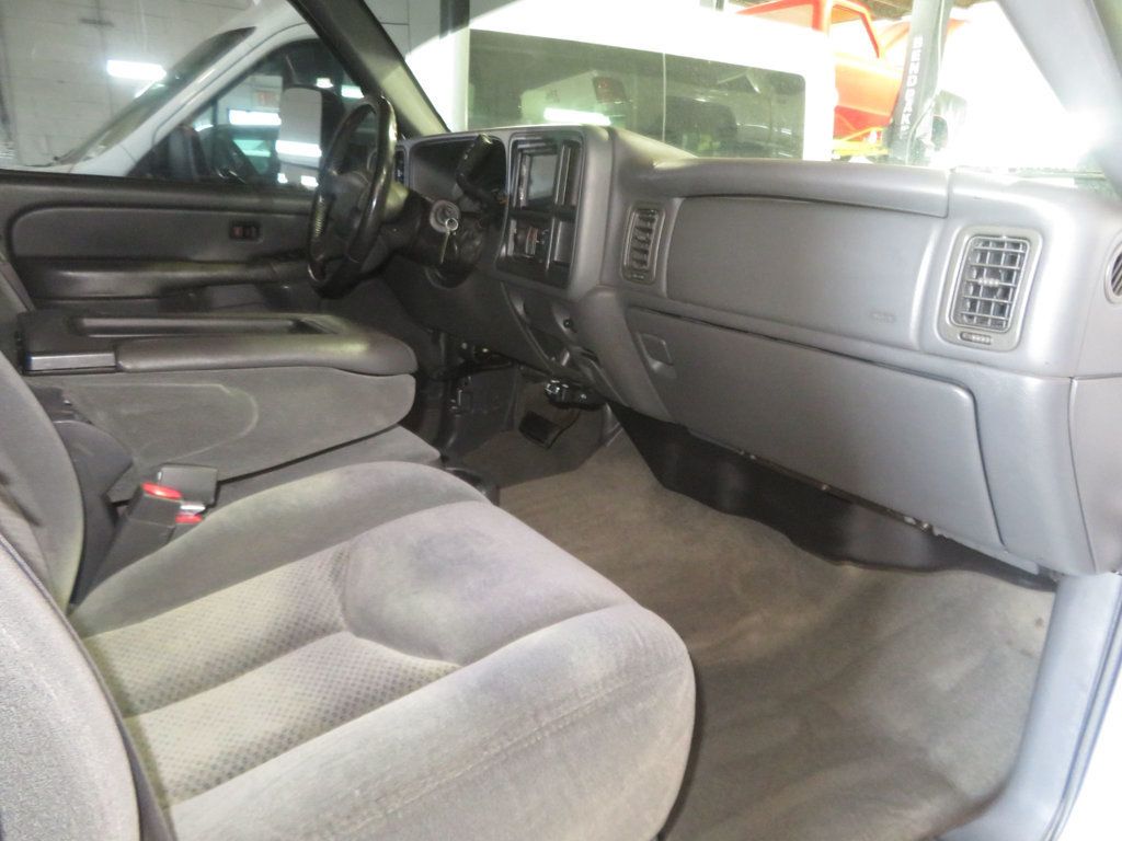 2004 Chevrolet Silverado 2500HD 3OWNER EXTRA CLEAN DURAMAX DIESEL 4X4 CREWCAB INJECTORS DONE  - 23059854 - 33