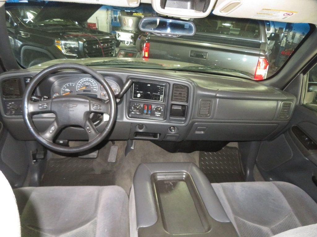 2004 Chevrolet Silverado 2500HD CREW CAB 4X4 2500 SILVERADO 2OWNER EXTRA CLEAN LIFTED  - 22977715 - 39