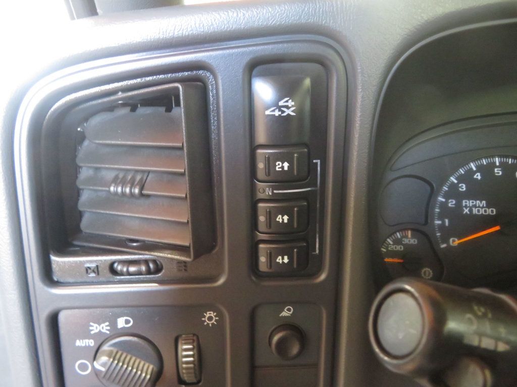 2004 Chevrolet Silverado 2500HD CREW CAB 4X4 2500 SILVERADO 2OWNER EXTRA CLEAN LIFTED  - 22977715 - 40