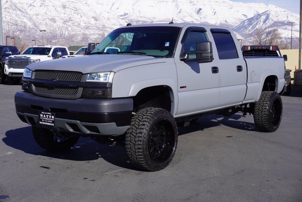 2004 Chevrolet Silverado 2500HD LT - 22781458 - 0