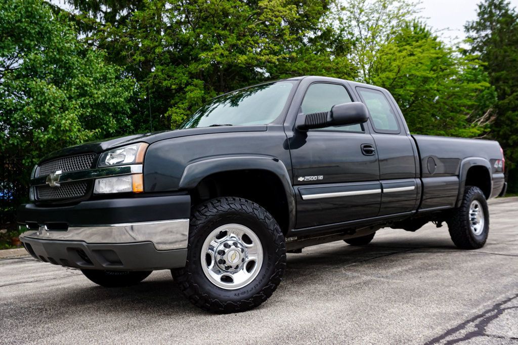 2004 Chevrolet Silverado 2500HD *Silverado 2500HD* *8.1L V8* *4WD* *Long Bed* *West Cost Truck* - 23053626 - 0