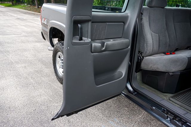 2004 Chevrolet Silverado 2500HD *Silverado 2500HD* *8.1L V8* *4WD* *Long Bed* *West Cost Truck* - 23053626 - 38
