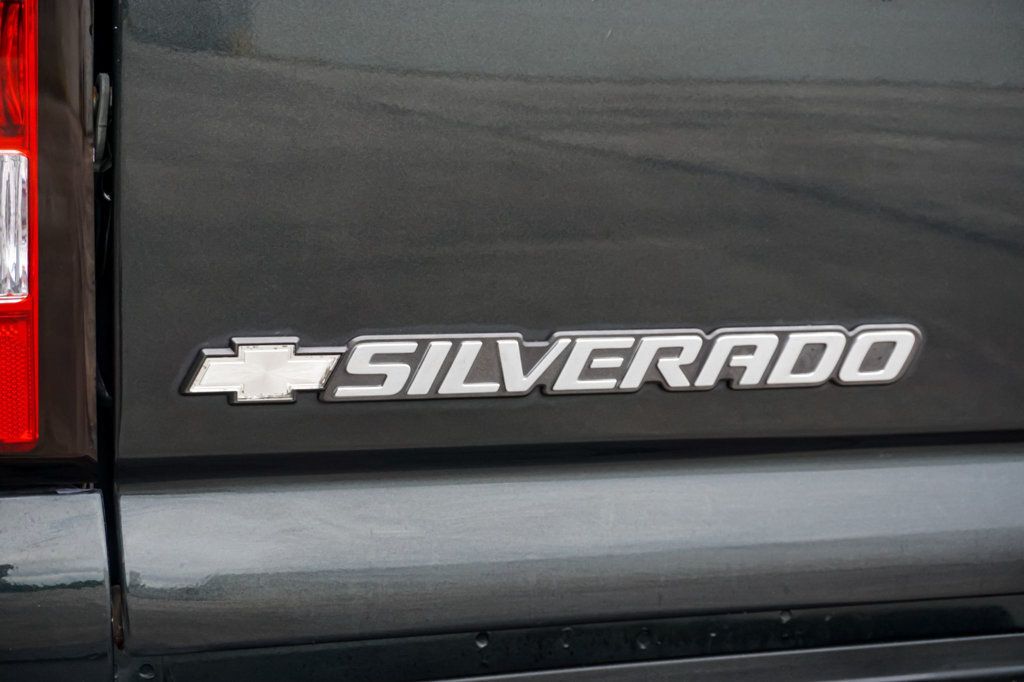 2004 Chevrolet Silverado 2500HD *Silverado 2500HD* *8.1L V8* *4WD* *Long Bed* *West Cost Truck* - 23053626 - 52