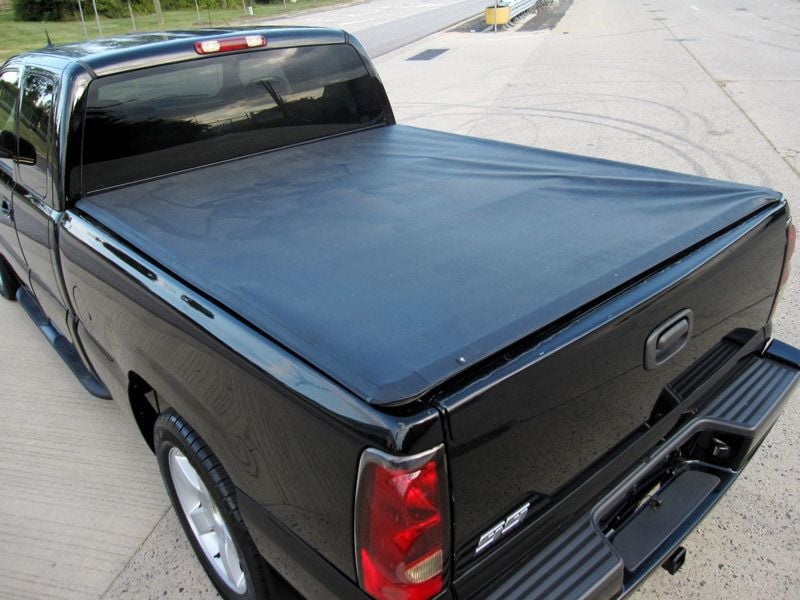 2004 Chevrolet Silverado SS photo 14