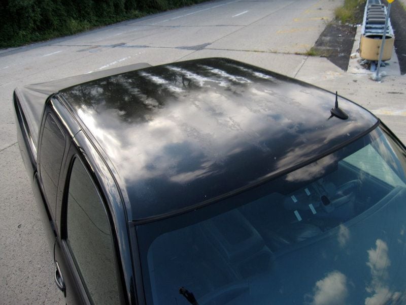 2004 Chevrolet Silverado SS photo 15