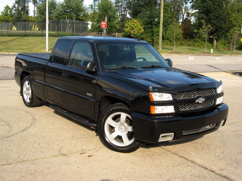 2004 Chevrolet Silverado SS Ext Cab 143.5" WB - 22910853 | Video 2