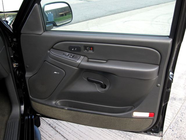 2004 Chevrolet Silverado SS Ext Cab 143.5" WB - 22910853 - 27