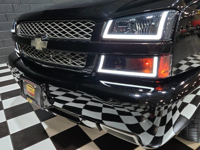 2004 Chevrolet Silverado SS Ext Cab 143.5" WB - 22958725 - 13