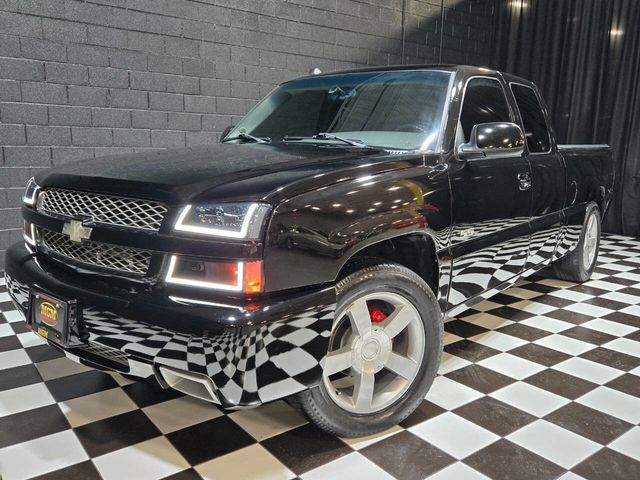 2004 Chevrolet Silverado SS Ext Cab 143.5" WB - 22958725 - 14