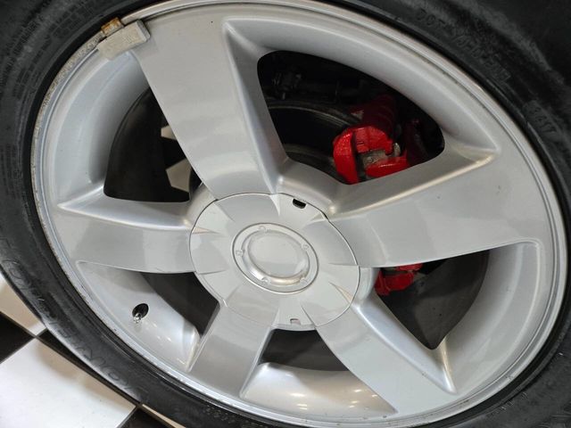 2004 Chevrolet Silverado SS Ext Cab 143.5" WB - 22958725 - 17