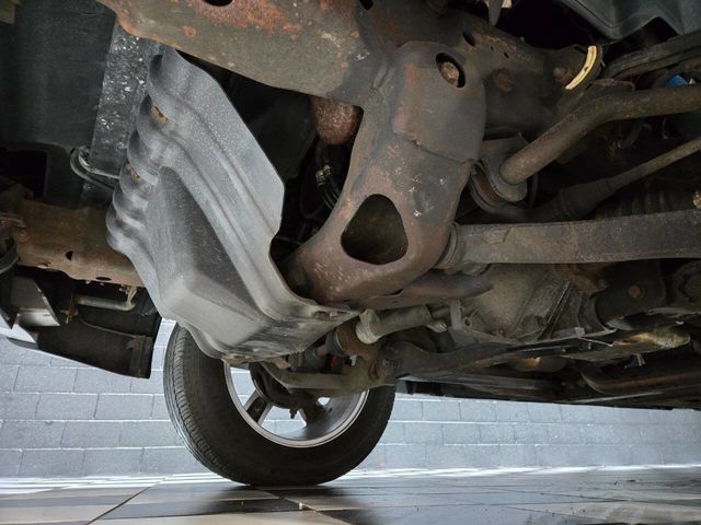 2004 Chevrolet Silverado SS Ext Cab 143.5" WB - 22958725 - 29