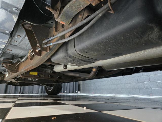 2004 Chevrolet Silverado SS Ext Cab 143.5" WB - 22958725 - 32