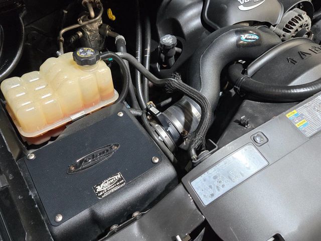 2004 Chevrolet Silverado SS Ext Cab 143.5" WB - 22958725 - 52