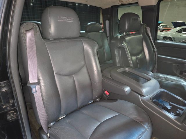 2004 Chevrolet Silverado SS Ext Cab 143.5" WB - 22958725 - 63