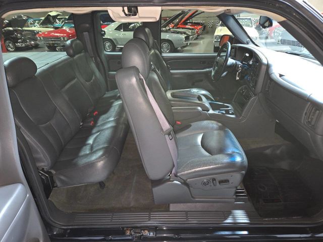 2004 Chevrolet Silverado SS Ext Cab 143.5" WB - 22958725 - 67