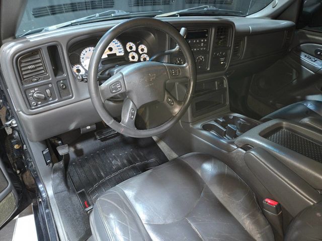 2004 Chevrolet Silverado SS Ext Cab 143.5" WB - 22958725 - 71