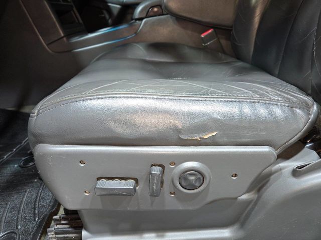 2004 Chevrolet Silverado SS Ext Cab 143.5" WB - 22958725 - 75