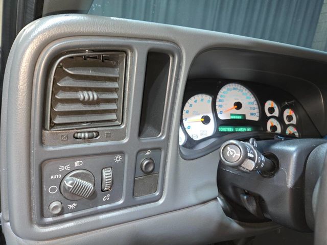 2004 Chevrolet Silverado SS Ext Cab 143.5" WB - 22958725 - 85