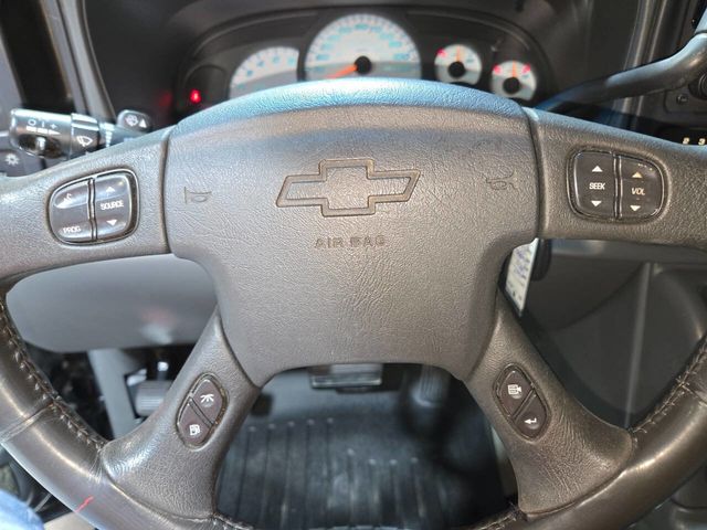 2004 Chevrolet Silverado SS Ext Cab 143.5" WB - 22958725 - 87