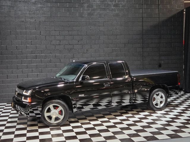 2004 Chevrolet Silverado SS Ext Cab 143.5" WB - 22958725 - 89