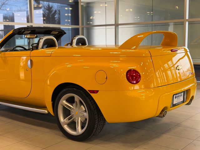 2004 Chevrolet SSR Reg Cab 116.0" WB LS - 23003963 - 13