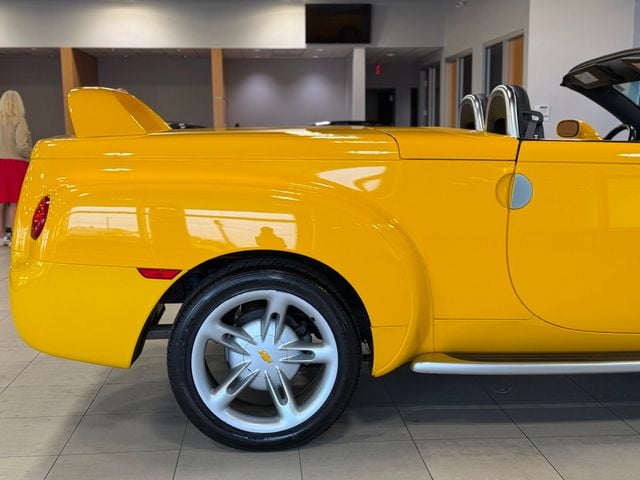 2004 Chevrolet SSR Reg Cab 116.0" WB LS - 23003963 - 16