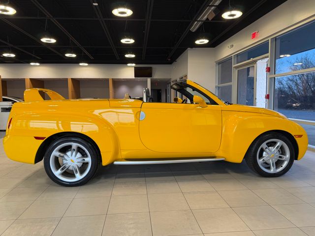 2004 Chevrolet SSR Reg Cab 116.0" WB LS - 23003963 - 17