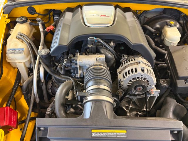 2004 Chevrolet SSR Reg Cab 116.0" WB LS - 23003963 - 32