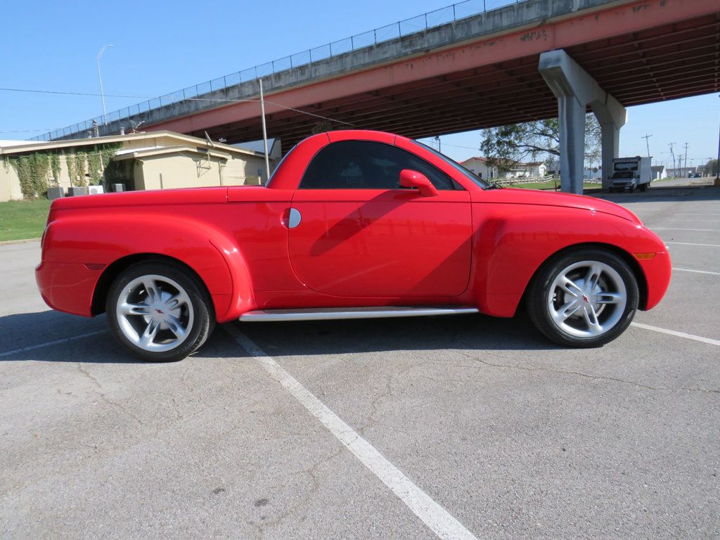 2004 Chevrolet SSR Reg Cab 116.0" WB LS - 22627446 - 4