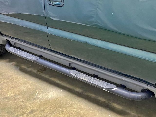 2004 Chevrolet Suburban 4dr 1500 4WD Z71 - 23011286 - 11