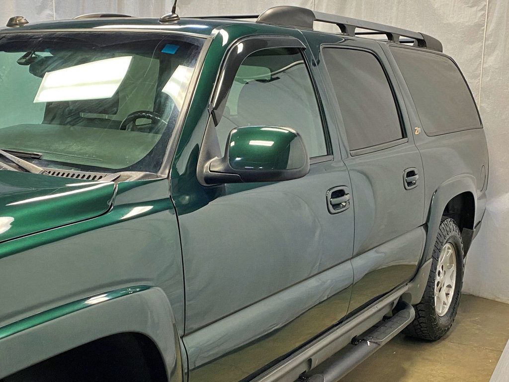 2004 Chevrolet Suburban 4dr 1500 4WD Z71 - 23011286 - 1