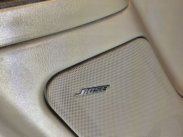 2004 Chevrolet Suburban 4dr 1500 4WD Z71 - 23011286 - 19