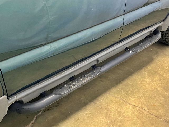 2004 Chevrolet Suburban 4dr 1500 4WD Z71 - 23011286 - 2