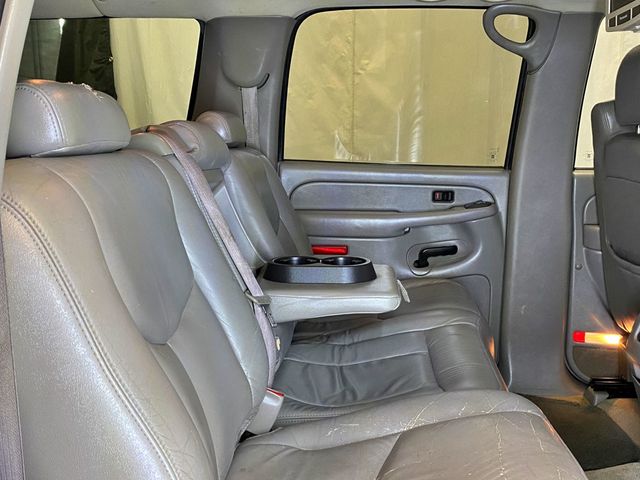 2004 Chevrolet Suburban 4dr 1500 4WD Z71 - 23011286 - 44