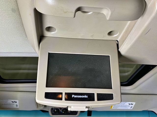 2004 Chevrolet Suburban 4dr 1500 4WD Z71 - 23011286 - 49