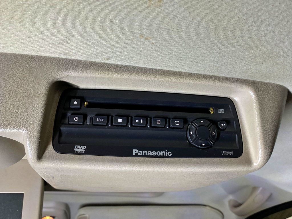 2004 Chevrolet Suburban 4dr 1500 4WD Z71 - 23011286 - 50