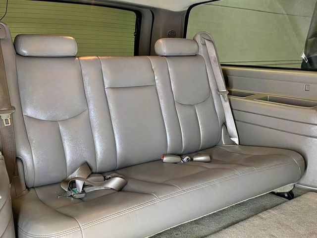 2004 Chevrolet Suburban 4dr 1500 4WD Z71 - 23011286 - 56