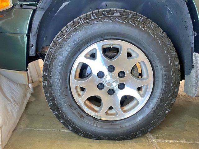 2004 Chevrolet Suburban 4dr 1500 4WD Z71 - 23011286 - 64